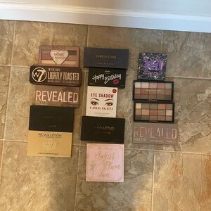 Urban Decay Eyeshadow Palette - Purple and Gold Shades